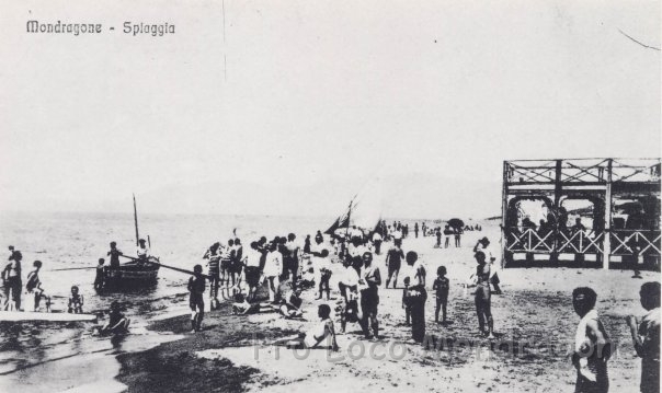 Anno 1930 - Mondragone Spiaggia.jpg